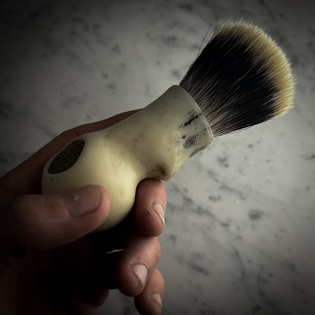 Chisel & Hound x Mammoth You & I (Will Die) shaving brush (w/ 26mm v25 Fanchurian knot)