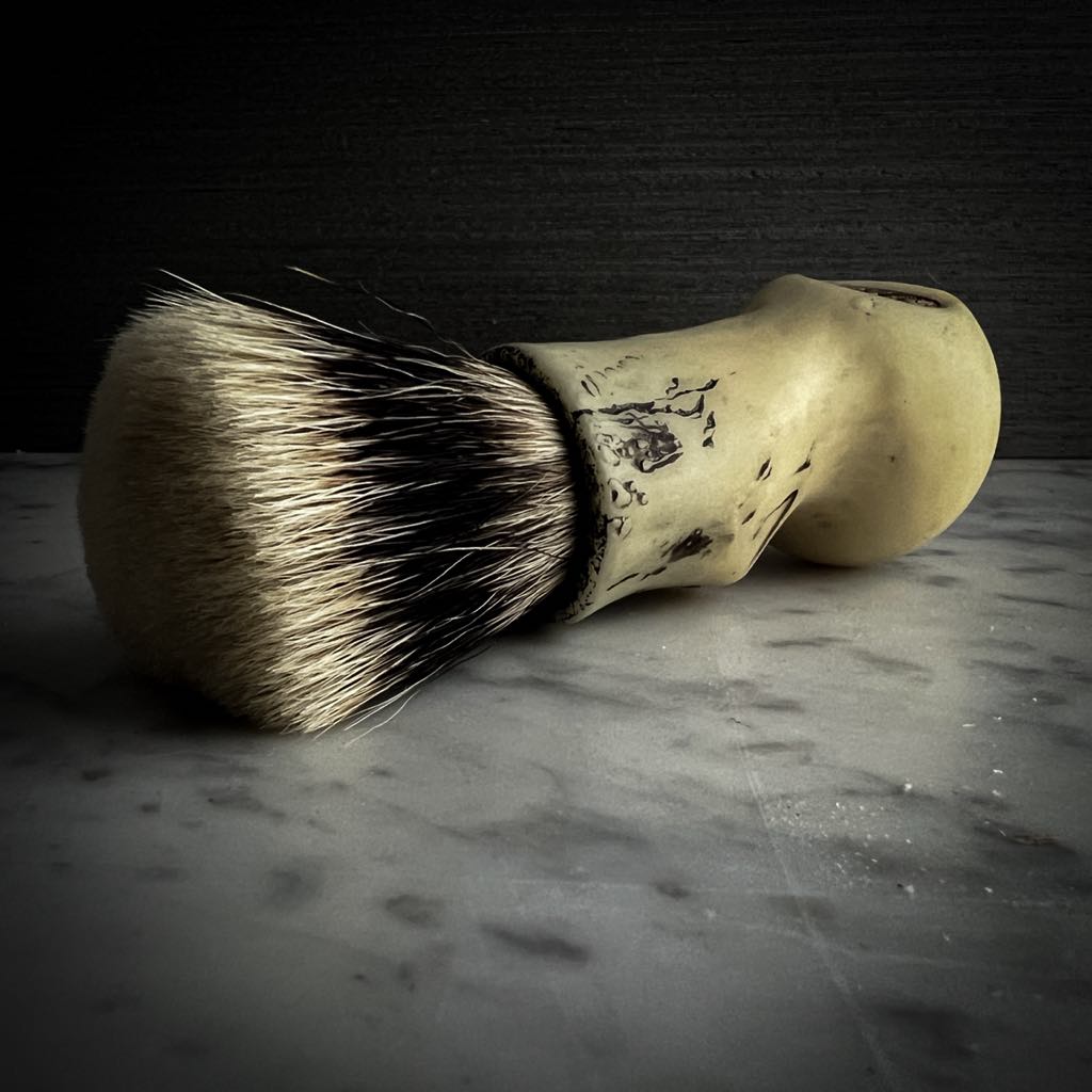 Chisel & Hound x Mammoth You & I (Will Die) shaving brush (w/ 26mm v25 Fanchurian knot)