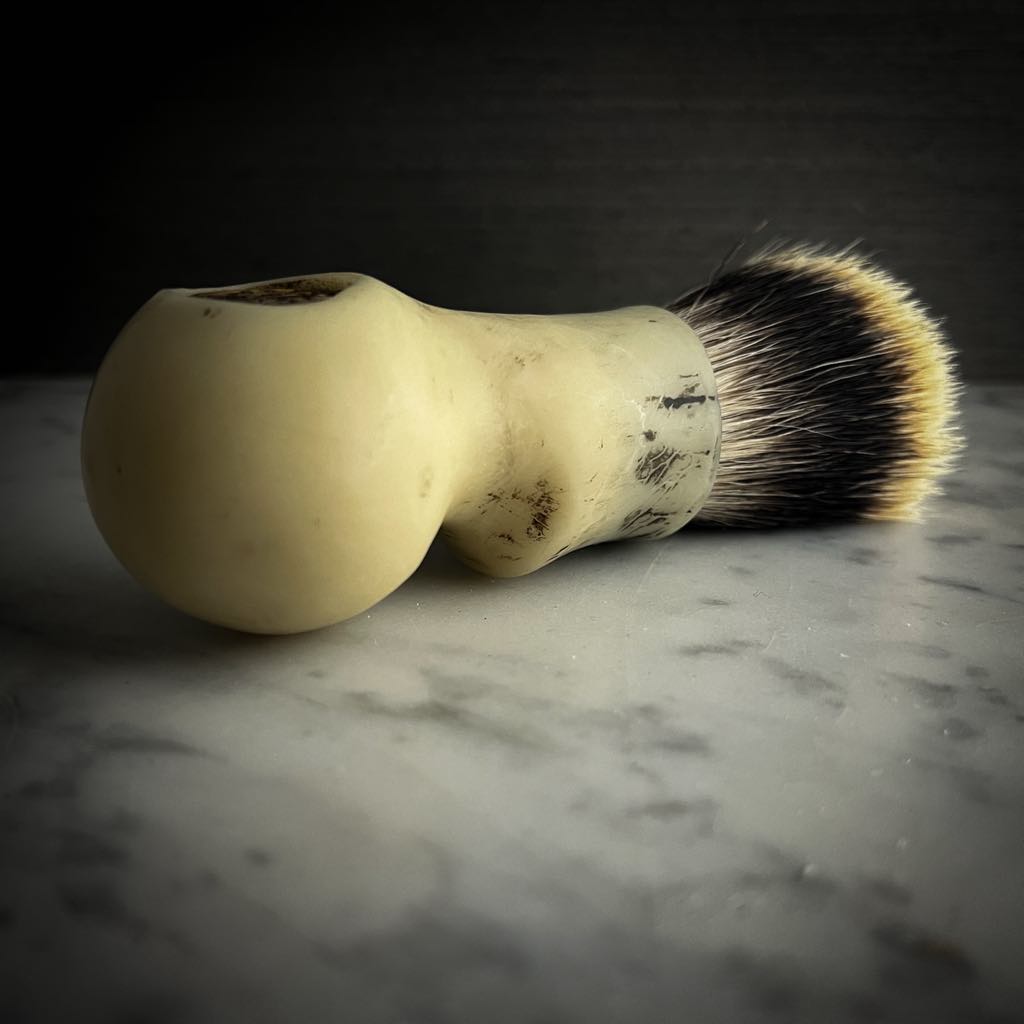 Chisel & Hound x Mammoth You & I (Will Die) shaving brush (w/ 26mm v25 Fanchurian knot)