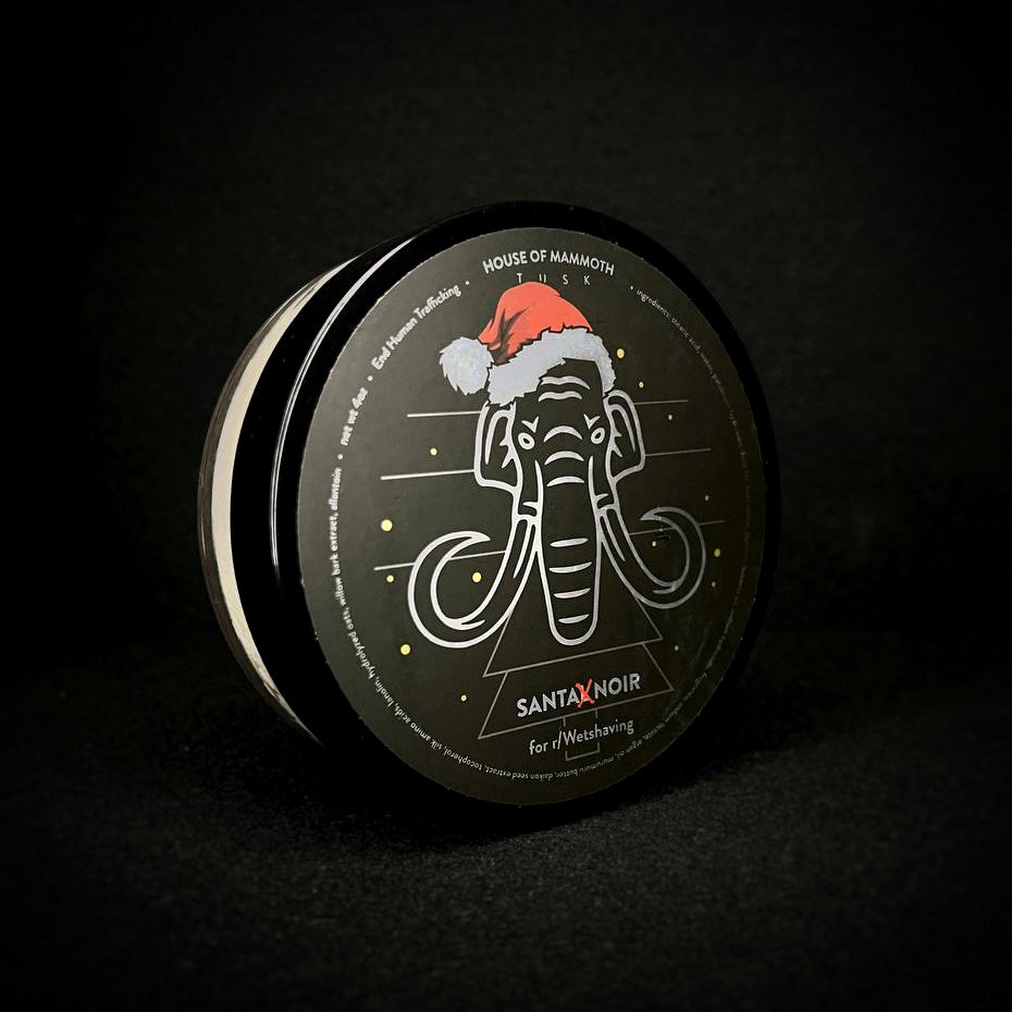 Santa Noir shaving soap